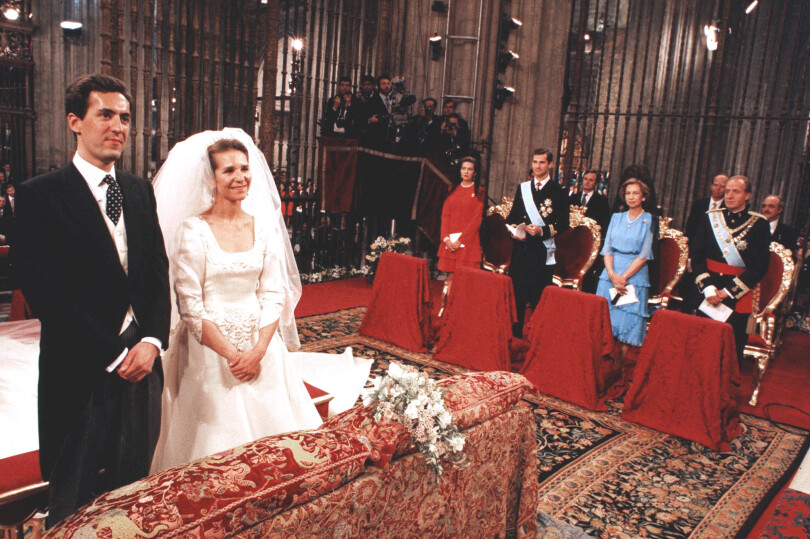 L'infante Elena le jour de son mariage avec Jamie de Marichalar en la cathédrale de Séville, le 18 mars 1995.